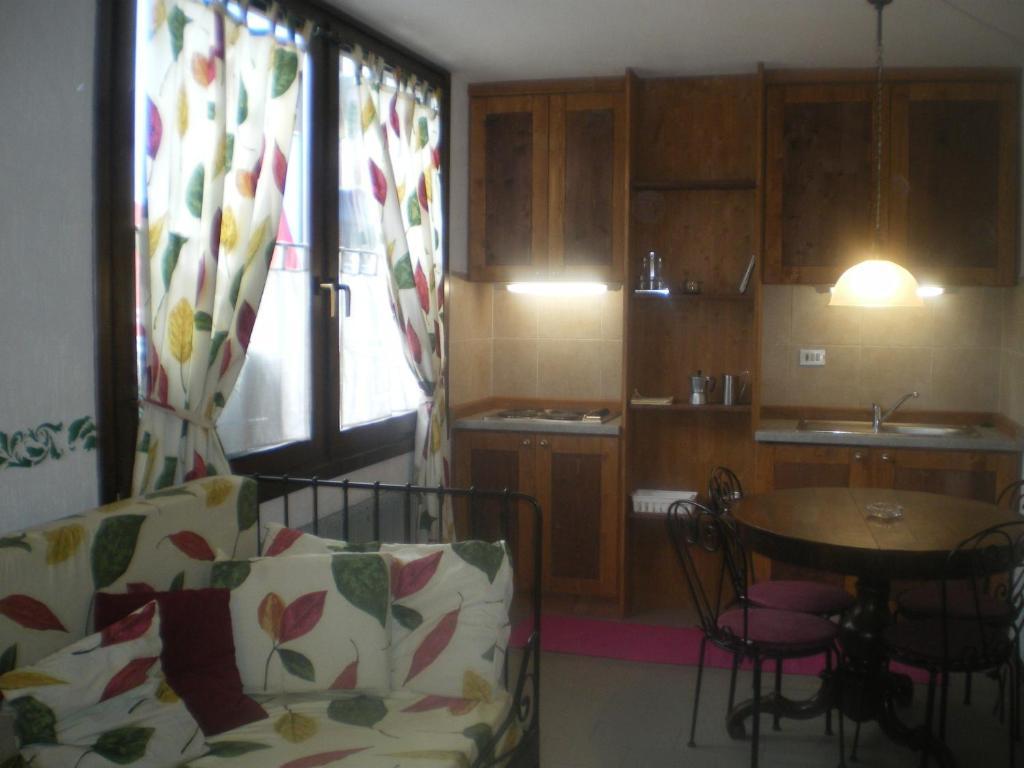 Aparthotel Jolly 3*